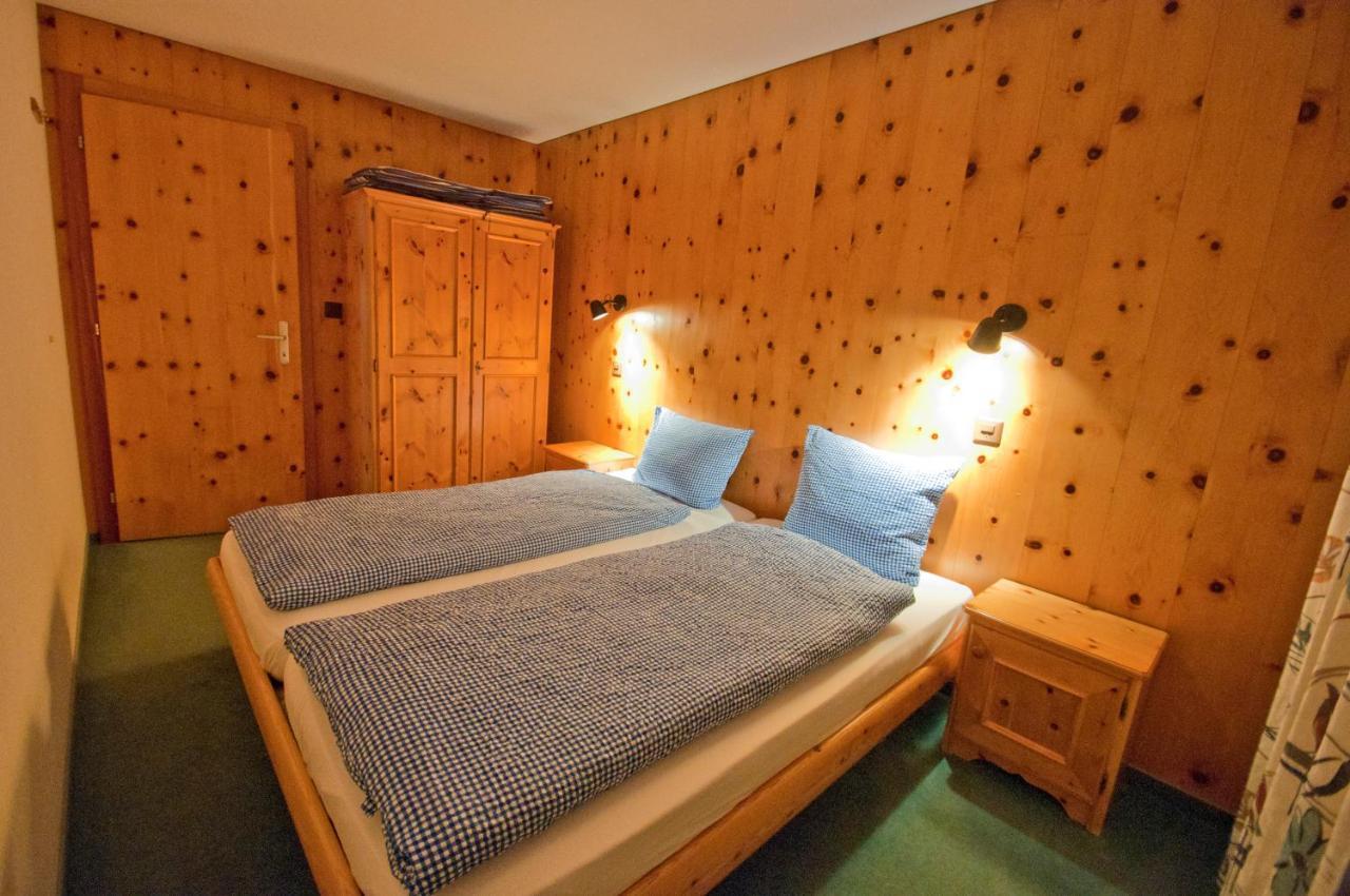 Dent Blanche Apartment Zermatt Bagian luar foto