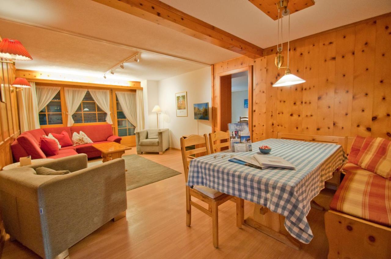 Dent Blanche Apartment Zermatt Bagian luar foto