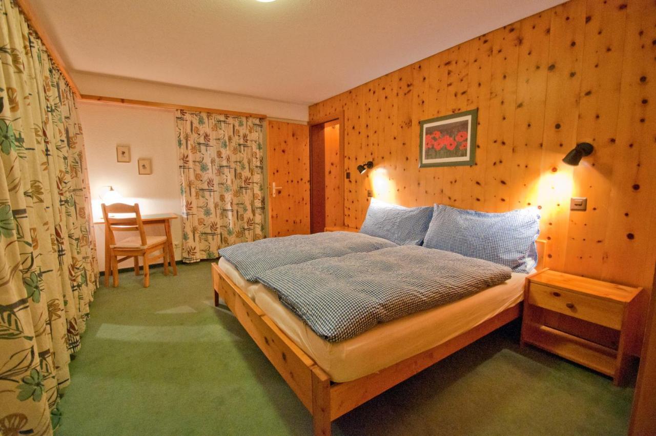 Dent Blanche Apartment Zermatt Bagian luar foto