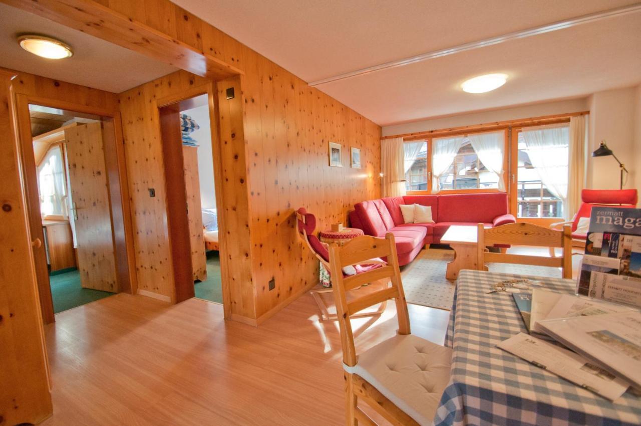 Dent Blanche Apartment Zermatt Bagian luar foto