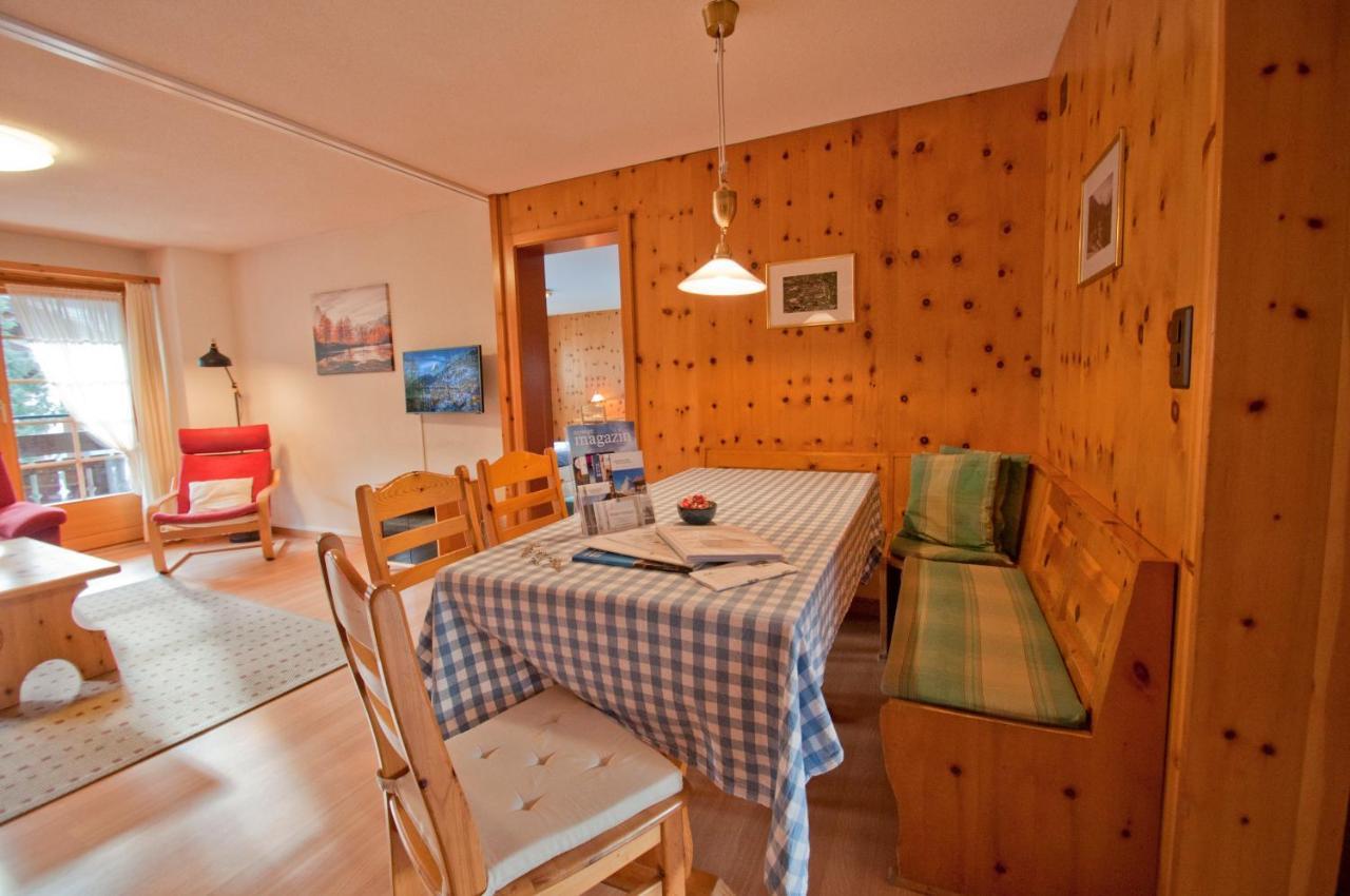 Dent Blanche Apartment Zermatt Bagian luar foto