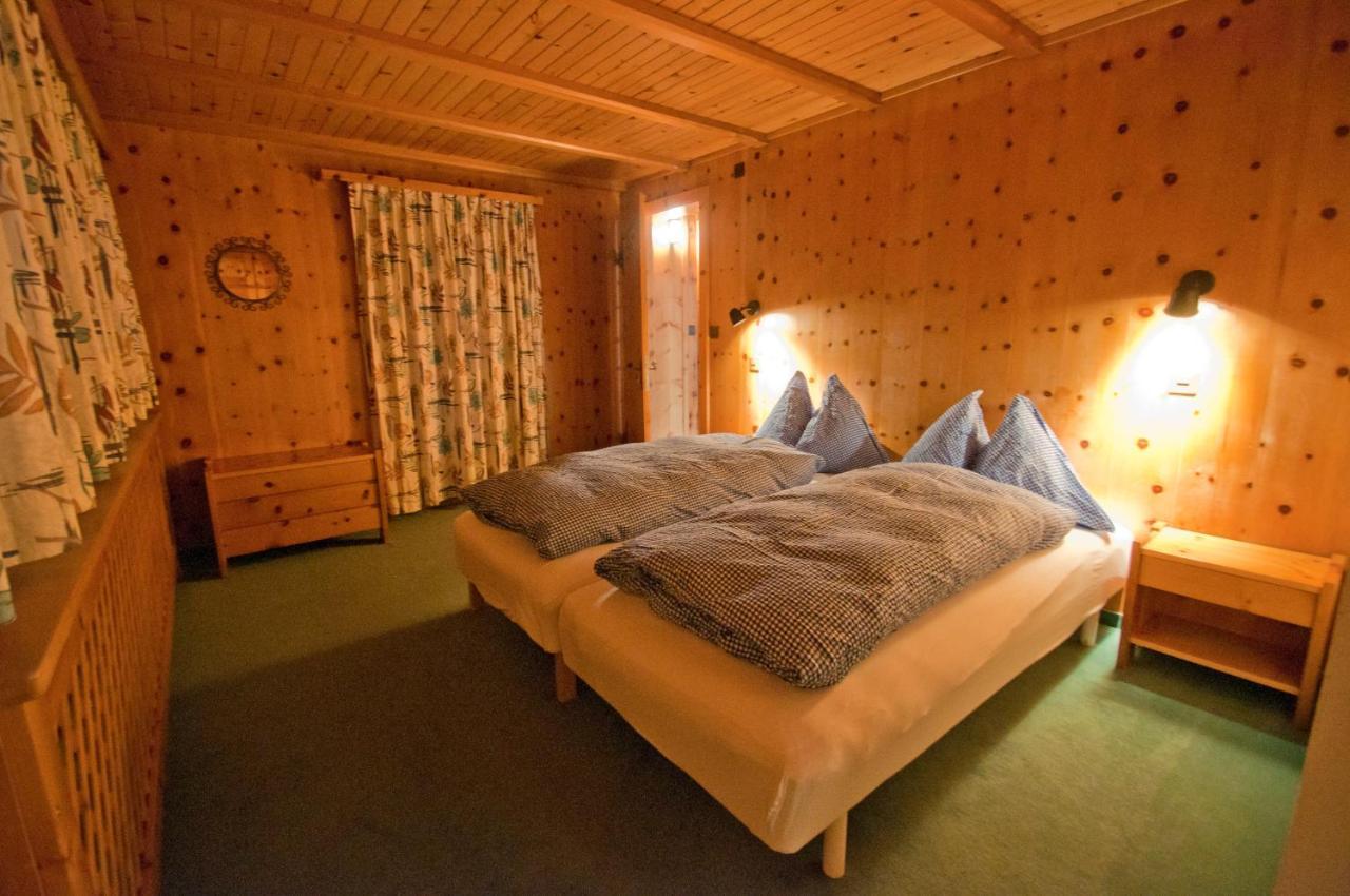 Dent Blanche Apartment Zermatt Bagian luar foto
