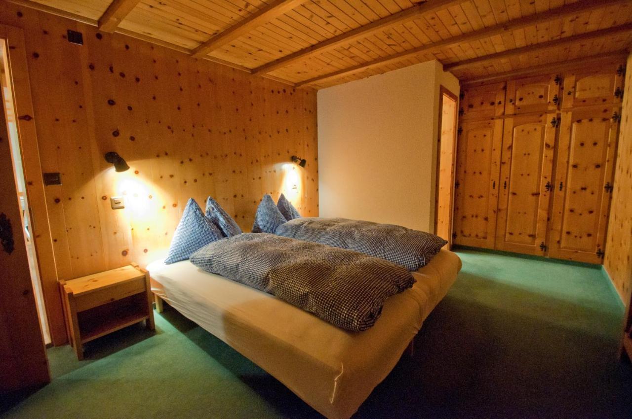 Dent Blanche Apartment Zermatt Bagian luar foto