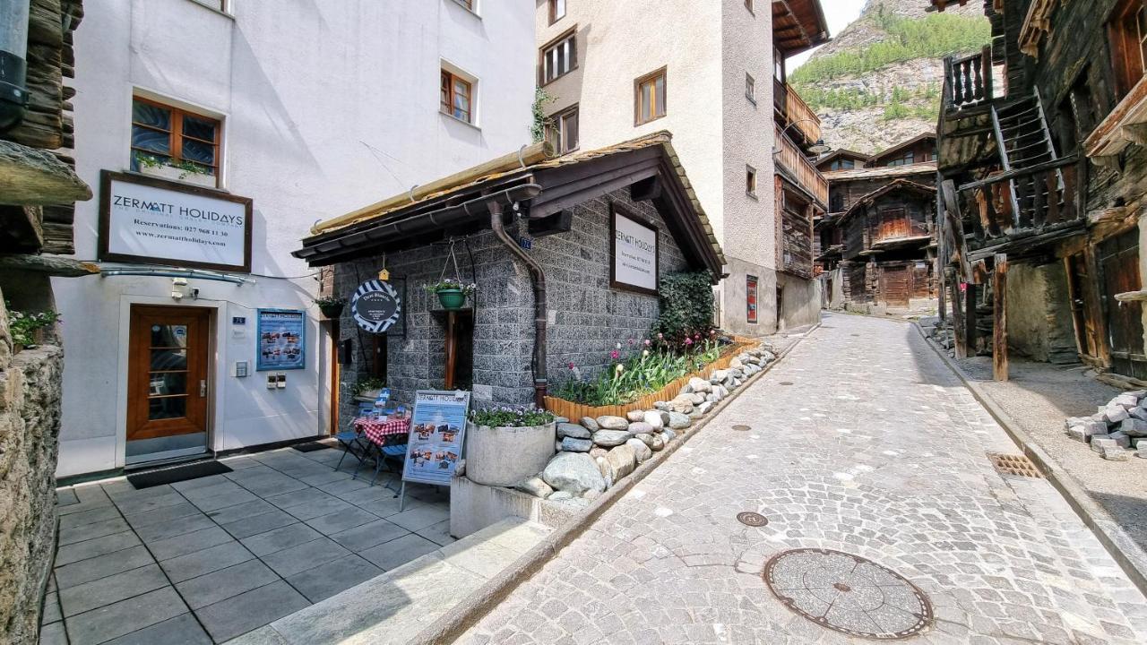 Dent Blanche Apartment Zermatt Bagian luar foto