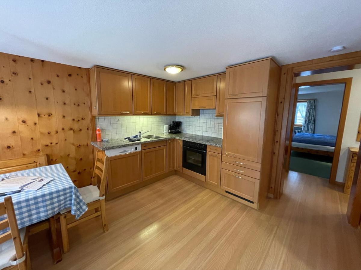 Dent Blanche Apartment Zermatt Bagian luar foto