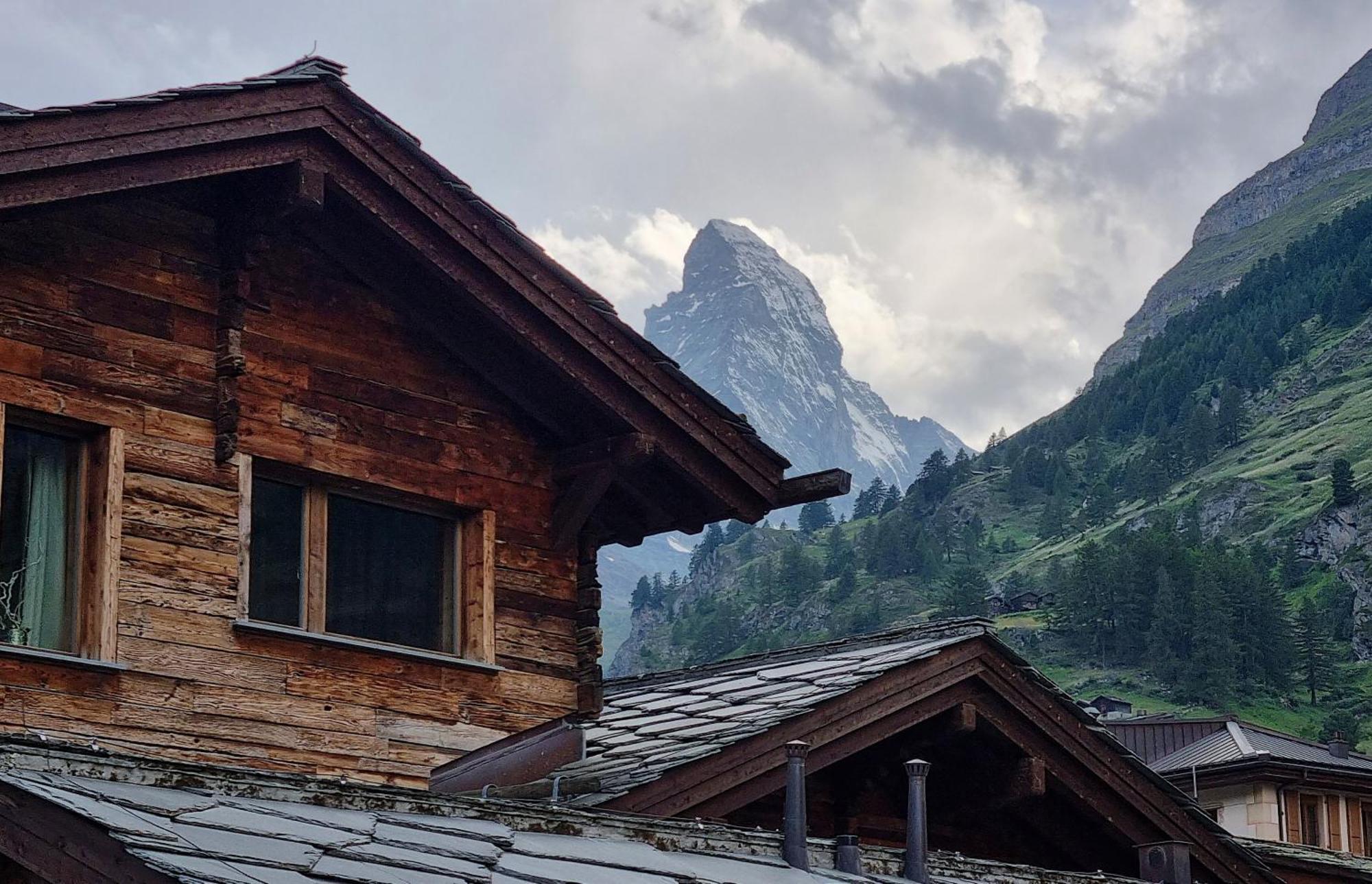 Dent Blanche Apartment Zermatt Bagian luar foto